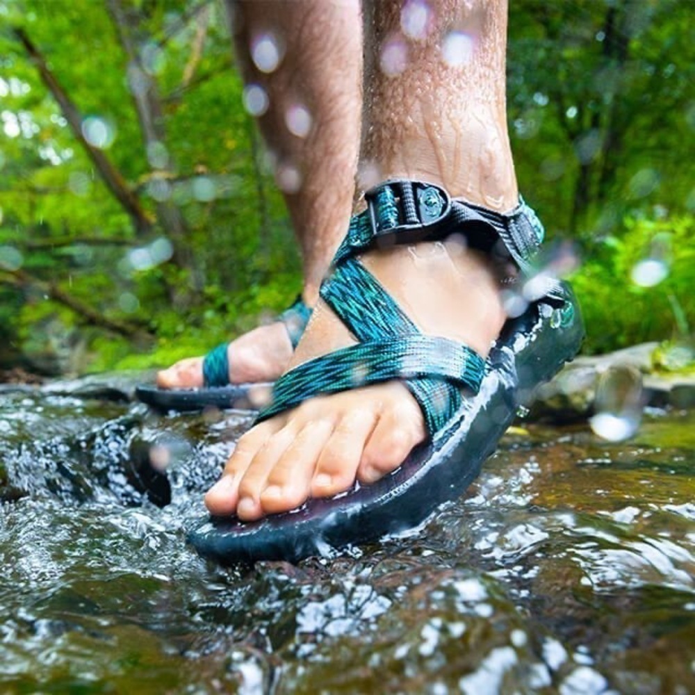 Mens size 12 Chaco Z/1 Unaweep Army Brown / Green camo sandals